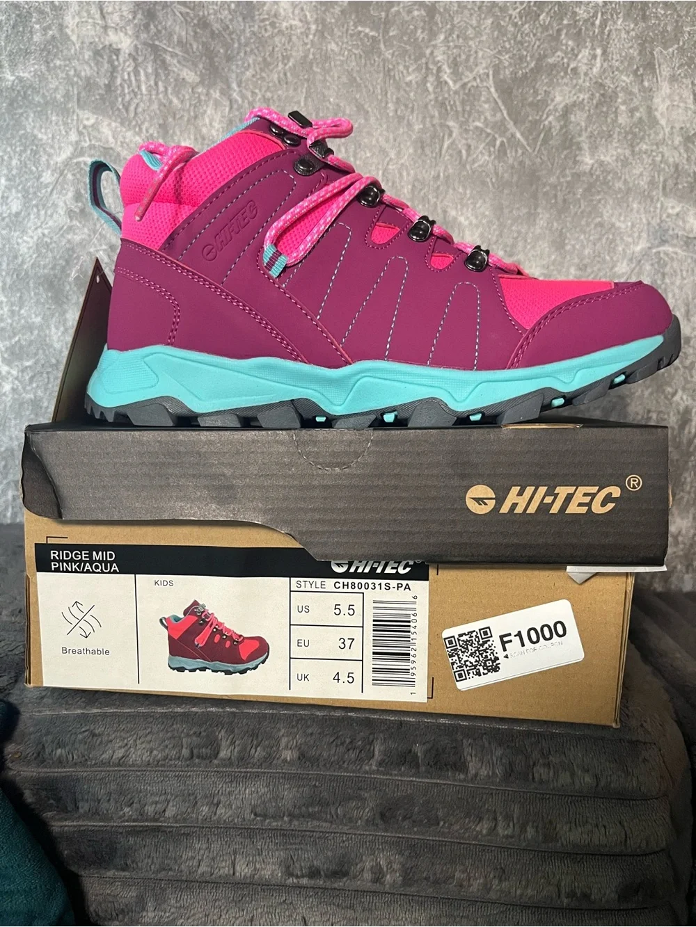 Hi-Tec Ridge Mid Lace-Up Boots in Pink and Aqua 5.5y new in box